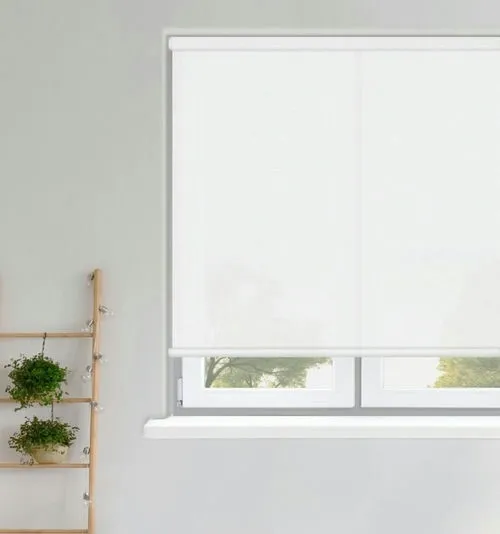 Jamie White Roller Blind