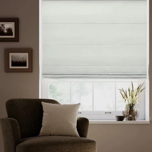 Blendon Snow Roman Blind
