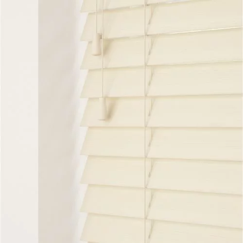 https://postmyblinds.co.uk/hub/blinds/faux-wood-blind/clover-ss-35mm-slat-faux-wood-blind-2.webp