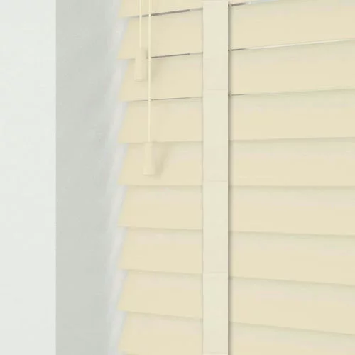 https://postmyblinds.co.uk/hub/blinds/faux-wood-blind/clover-st-35mm-tape-faux-wood-blind-2.webp