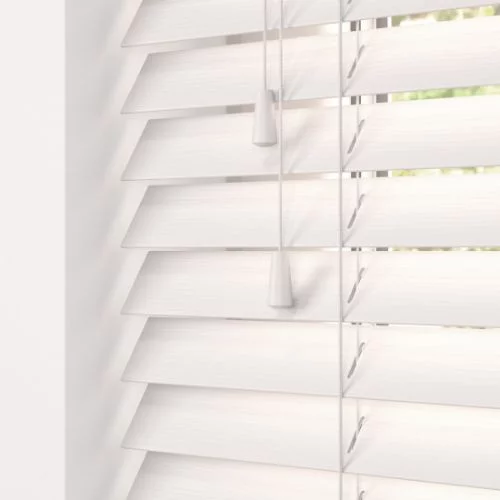 https://postmyblinds.co.uk/hub/blinds/faux-wood-blind/reseda-ls-50mm-slat-faux-wood-blind-3.webp