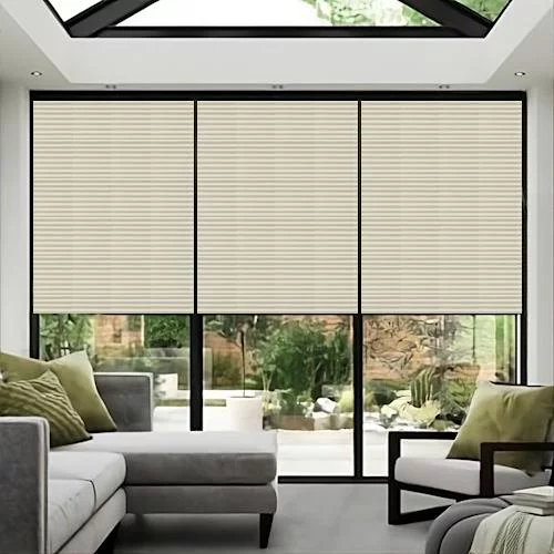 https://postmyblinds.co.uk/hub/blinds/honey-comb-blind/bridget-cashmere-honey-comb-blind-2.webp