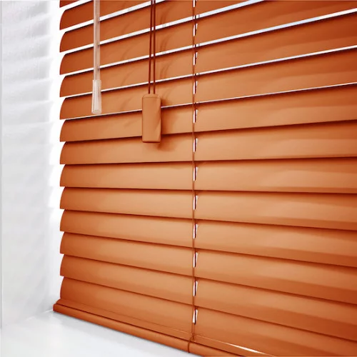 https://postmyblinds.co.uk/hub/blinds/metal-venetian-blind/ashlyn-cds-metal-venetian-blind-4.webp