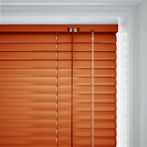 https://postmyblinds.co.uk/hub/blinds/metal-venetian-blind/ashlyn-cds-metal-venetian-blind-7.webp
