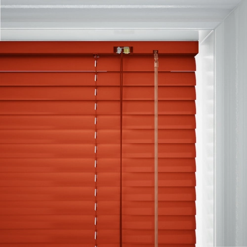 https://postmyblinds.co.uk/hub/blinds/metal-venetian-blind/chantry-cds-metal-venetian-blind-7.webp