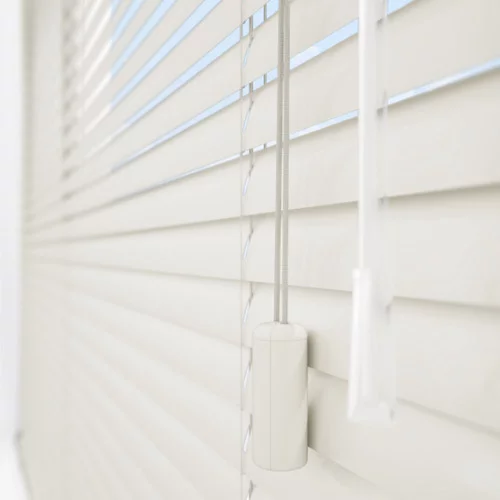 https://postmyblinds.co.uk/hub/blinds/metal-venetian-blind/danika-cds-metal-venetian-blind-3.webp