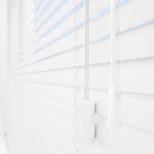 https://postmyblinds.co.uk/hub/blinds/metal-venetian-blind/elina-cds-metal-venetian-blind-3.webp