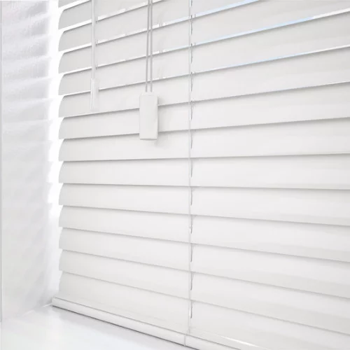 https://postmyblinds.co.uk/hub/blinds/metal-venetian-blind/elina-cds-metal-venetian-blind-4.webp