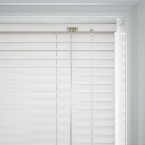 https://postmyblinds.co.uk/hub/blinds/metal-venetian-blind/elina-cds-metal-venetian-blind-6.webp