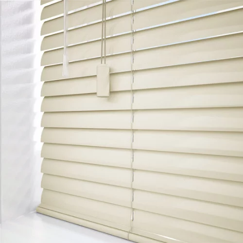 https://postmyblinds.co.uk/hub/blinds/metal-venetian-blind/irena-cds-metal-venetian-blind-4.webp
