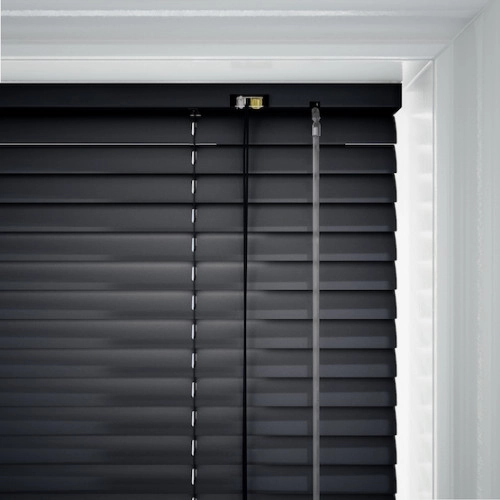 https://postmyblinds.co.uk/hub/blinds/metal-venetian-blind/isabella-cds-metal-venetian-blind-6.webp