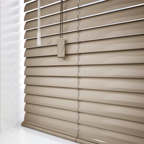https://postmyblinds.co.uk/hub/blinds/metal-venetian-blind/jacinta-cds-metal-venetian-blind-4.webp