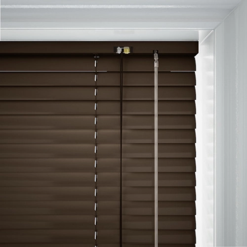 https://postmyblinds.co.uk/hub/blinds/metal-venetian-blind/jana-cds-metal-venetian-blind-6.webp