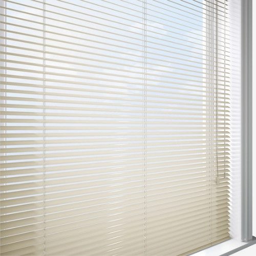 https://postmyblinds.co.uk/hub/blinds/metal-venetian-blind/kendall-cds-metal-venetian-blind-7.webp