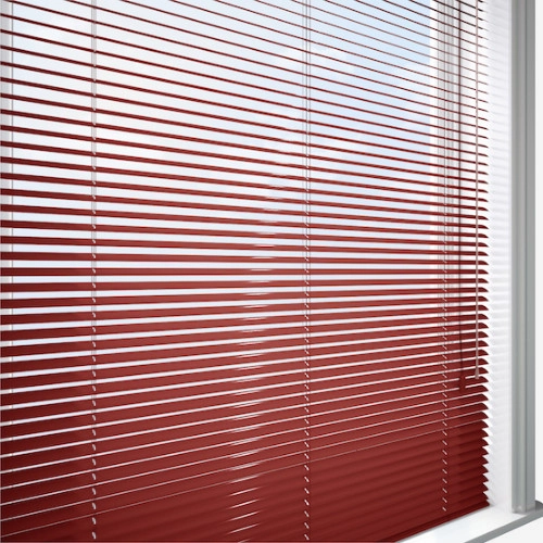 https://postmyblinds.co.uk/hub/blinds/metal-venetian-blind/kim-cds-metal-venetian-blind-7.webp