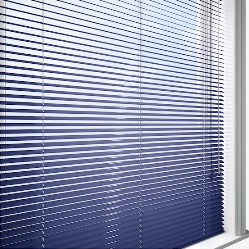 https://postmyblinds.co.uk/hub/blinds/metal-venetian-blind/leia-cds-metal-venetian-blind-7.webp
