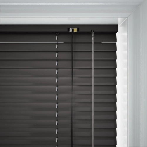 https://postmyblinds.co.uk/hub/blinds/metal-venetian-blind/lewisham-cds-metal-venetian-blind-6.webp