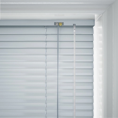 https://postmyblinds.co.uk/hub/blinds/metal-venetian-blind/luxe-cds-metal-venetian-blind-6.webp