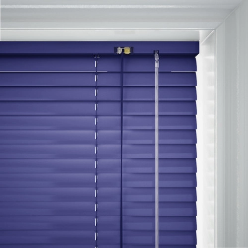 https://postmyblinds.co.uk/hub/blinds/metal-venetian-blind/maira-cds-metal-venetian-blind-6.webp