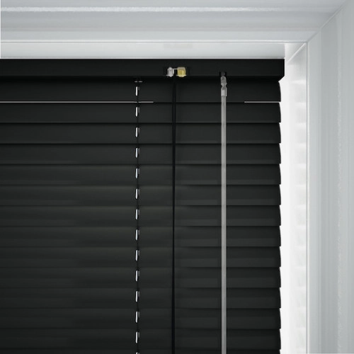 https://postmyblinds.co.uk/hub/blinds/metal-venetian-blind/makayla-cds-metal-venetian-blind-6.webp