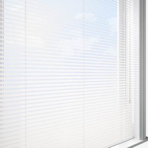 https://postmyblinds.co.uk/hub/blinds/metal-venetian-blind/minimalist-white-metal-venetian-blind-7.webp