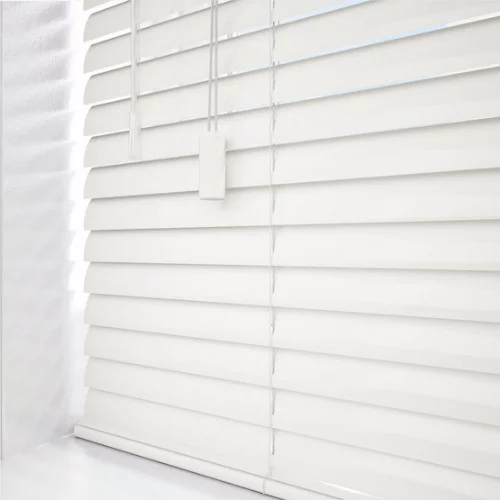 https://postmyblinds.co.uk/hub/blinds/metal-venetian-blind/morgan-cds-metal-venetian-blind-4.webp