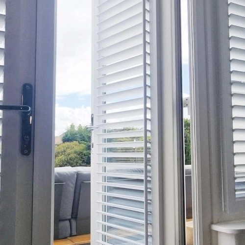https://postmyblinds.co.uk/hub/blinds/perfect-fit-shutter-lite/lowenna-white-perfect-fit-shutter-lite-6.webp