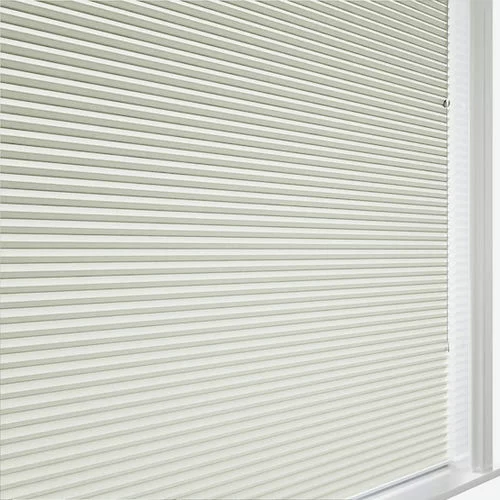 https://postmyblinds.co.uk/hub/blinds/pleated-blind/primodal-cream-pleated-blind-3.webp