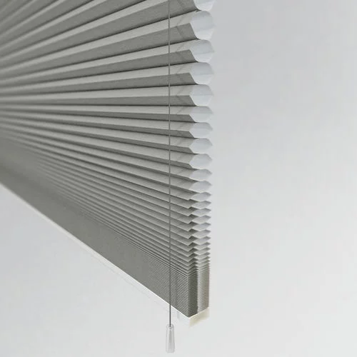 https://postmyblinds.co.uk/hub/blinds/pleated-blind/primodal-taupe-pleated-blind-4.webp