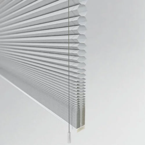 https://postmyblinds.co.uk/hub/blinds/pleated-blind/primodal-white-pleated-blind-4.webp