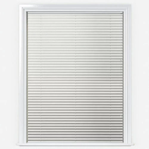 https://postmyblinds.co.uk/hub/blinds/pleated-blind/scotia-ivory-pleated-blind-3.webp