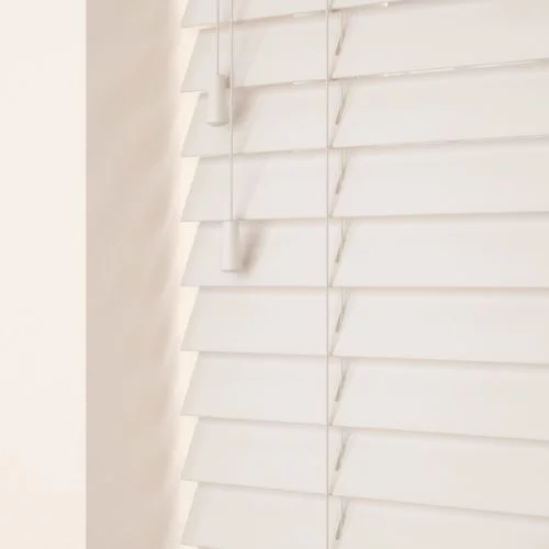 https://postmyblinds.co.uk/hub/blinds/real-wood-blind/antigone-ls-50mm-slat-real-wood-blind-2.webp