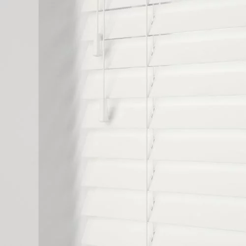 https://postmyblinds.co.uk/hub/blinds/real-wood-blind/arizona-ls-50mm-slat-real-wood-blind-4.webp