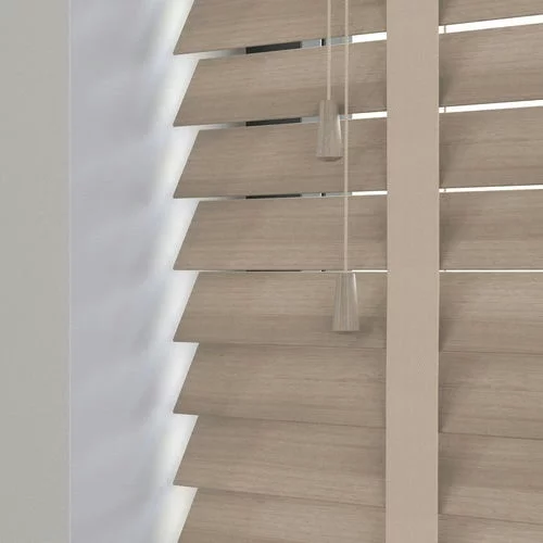 https://postmyblinds.co.uk/hub/blinds/real-wood-blind/calla-lt-50mm-tape-real-wood-blind-3.webp