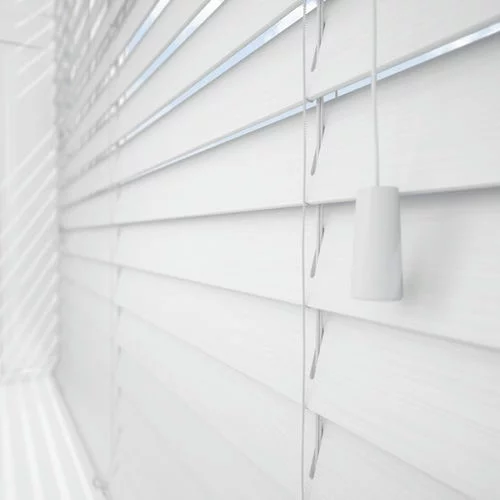 https://postmyblinds.co.uk/hub/blinds/real-wood-blind/expressions-snow-real-wood-blind-4.webp