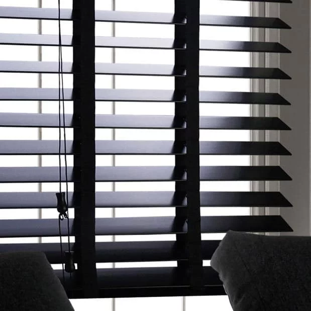 https://postmyblinds.co.uk/hub/blinds/real-wood-blind/juliet-lt-50mm-tape-real-wood-blind-2.webp