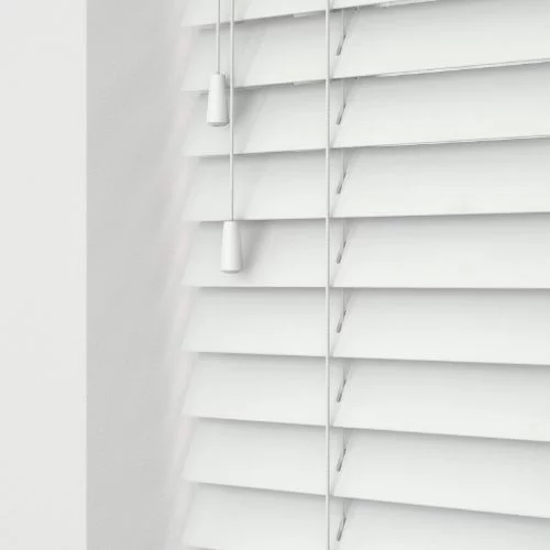 https://postmyblinds.co.uk/hub/blinds/real-wood-blind/oaklynn-ls-50mm-slat-real-wood-blind-2.webp