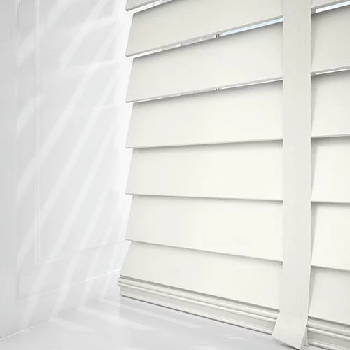 https://postmyblinds.co.uk/hub/blinds/real-wood-blind/pure-wood-cloud-white-with-tapes-real-wood-blind-3.webp