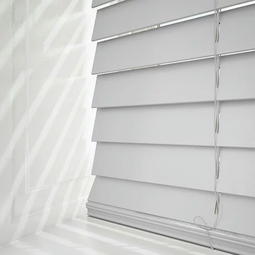 https://postmyblinds.co.uk/hub/blinds/real-wood-blind/pure-wood-pebble-grey-real-wood-blind-2.webp
