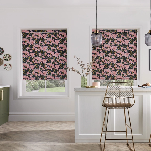 https://postmyblinds.co.uk/hub/blinds/roller-blind/azalea-pink-blackout-bath-roller-blind-5.webp
