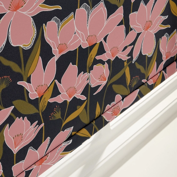https://postmyblinds.co.uk/hub/blinds/roller-blind/azalea-pink-blackout-bath-roller-blind-6.webp