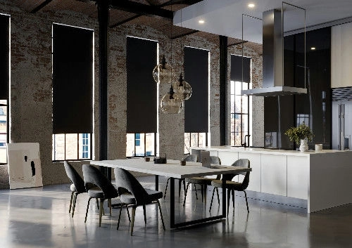 https://postmyblinds.co.uk/hub/blinds/roller-blind/chic-drama-roller-blind-7.webp
