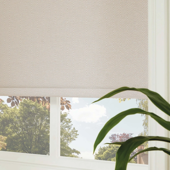 https://postmyblinds.co.uk/hub/blinds/roller-blind/dunham-natural-blackout-roller-blind-2.webp