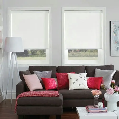 https://postmyblinds.co.uk/hub/blinds/roller-blind/edbury-china-white-roller-blind-2.webp