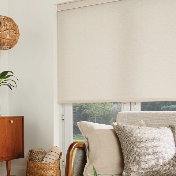 https://postmyblinds.co.uk/hub/blinds/roller-blind/haven-blackout-oatmeal-roller-blind-5.webp