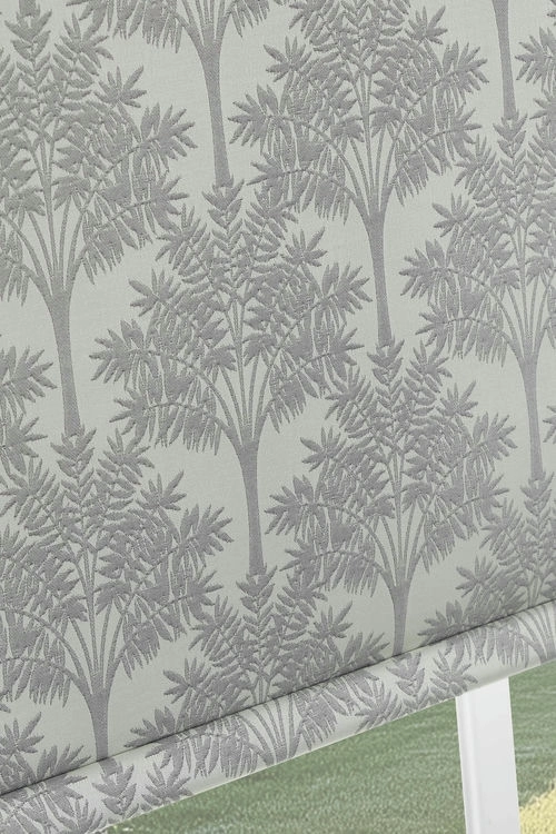 https://postmyblinds.co.uk/hub/blinds/roller-blind/kaitlyn-blackout-slate-roller-blind-5.webp