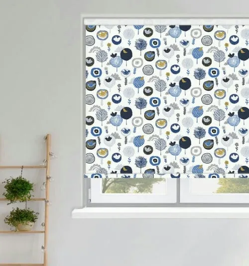 https://postmyblinds.co.uk/hub/blinds/roller-blind/linnea-day-break-roller-blind-3.webp