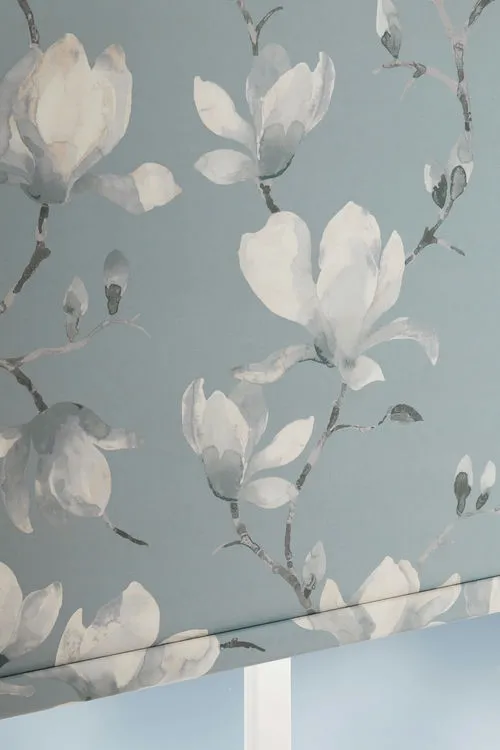 https://postmyblinds.co.uk/hub/blinds/roller-blind/magnolia-blackout-mineral-roller-blind-3.webp