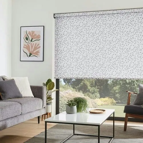 https://postmyblinds.co.uk/hub/blinds/roller-blind/manor-grey-roller-blind-3.webp