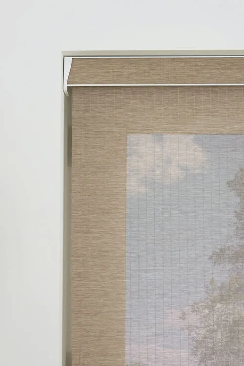 https://postmyblinds.co.uk/hub/blinds/roller-blind/montego-hessian-roller-blind-3.webp
